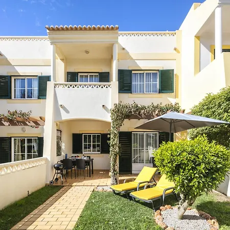 Holiday home Stunning Sea View In *